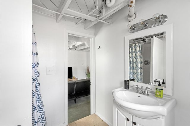 2402 Hazard Street, Houston, TX 77019