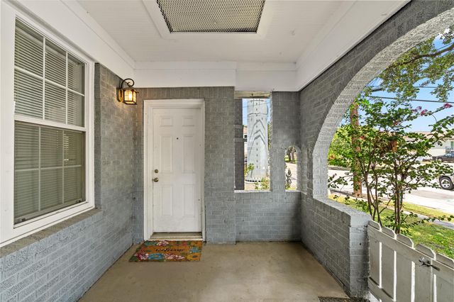 2402 Hazard Street, Houston, TX 77019