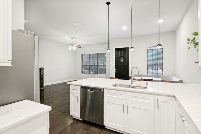 2209 Zenith Avenue, Flower Mound, TX 75028