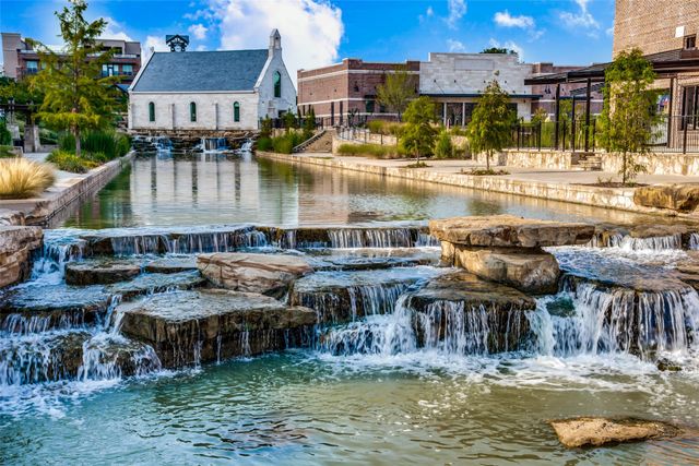 2209 Zenith Avenue, Flower Mound, TX 75028