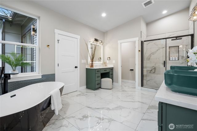 17317 22nd Street NE, Snohomish, WA 98290