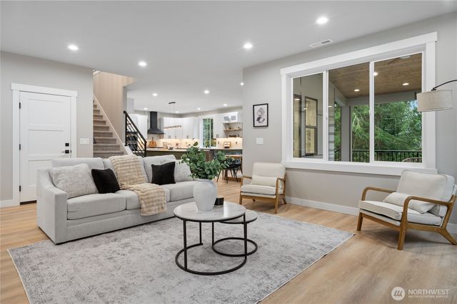 17317 22nd Street NE, Snohomish, WA 98290