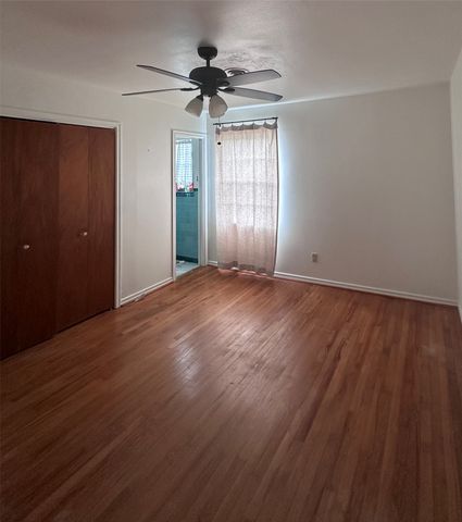 329 N Brighton Avenue, Dallas, TX 75208