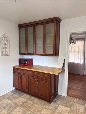 329 N Brighton Avenue, Dallas, TX 75208