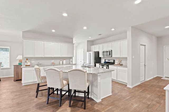 9917 Tammy Lane, Magnolia, TX 77354
