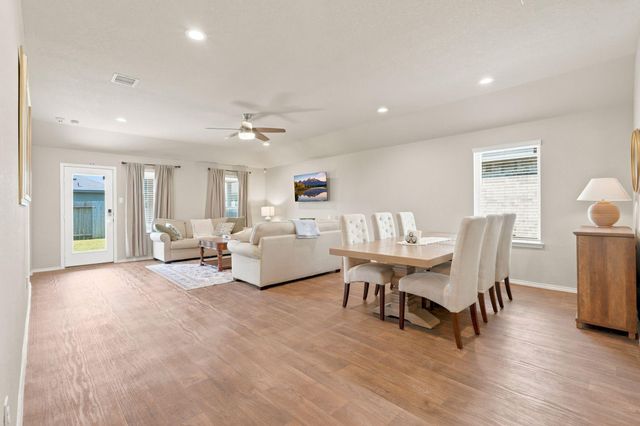 9917 Tammy Lane, Magnolia, TX 77354
