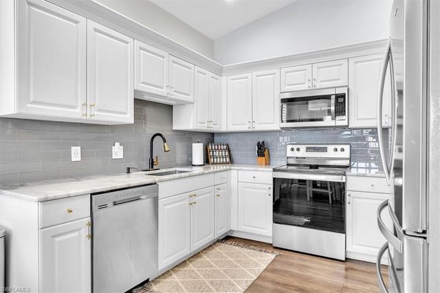 3000 Meandering WAY 202, Fort Myers, FL 33905