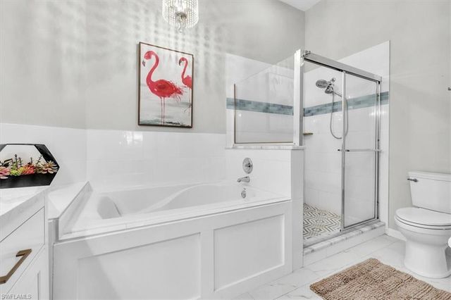 3000 Meandering WAY 202, Fort Myers, FL 33905
