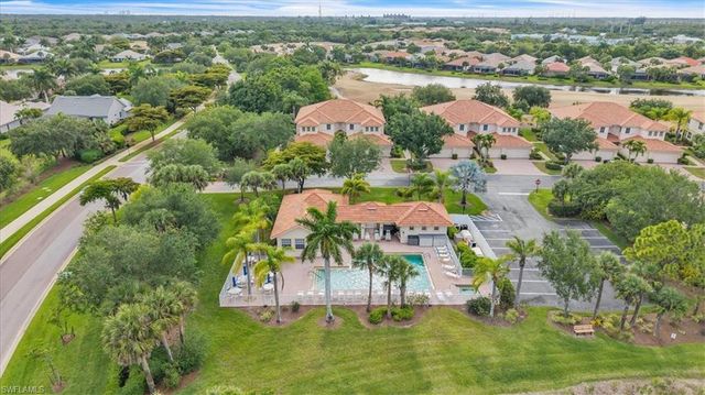 3000 Meandering WAY 202, Fort Myers, FL 33905