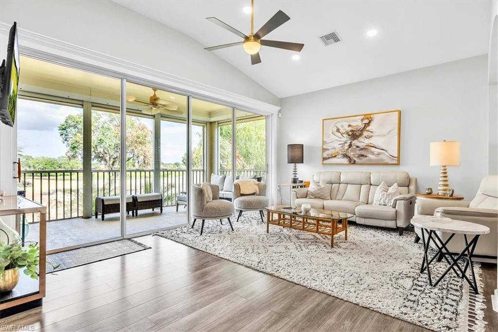 3000 Meandering WAY 202, Fort Myers, FL 33905