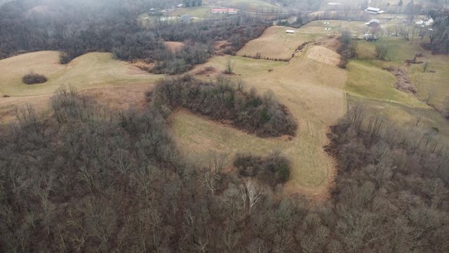 7812 E Bend Road, Burlington, KY 41005