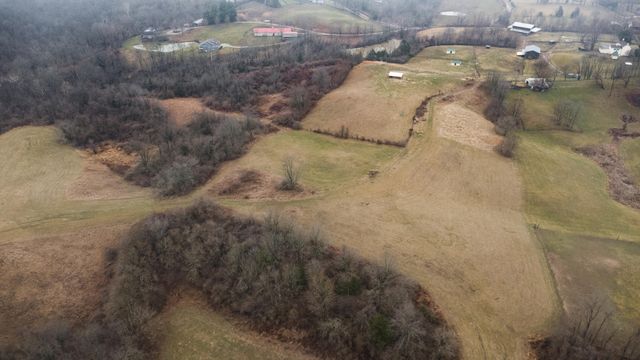 7812 E Bend Road, Burlington, KY 41005