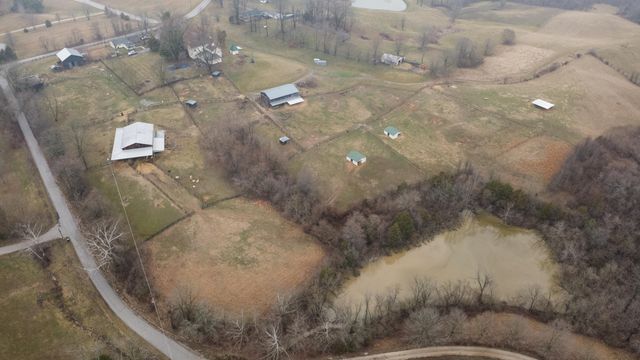 7812 E Bend Road, Burlington, KY 41005