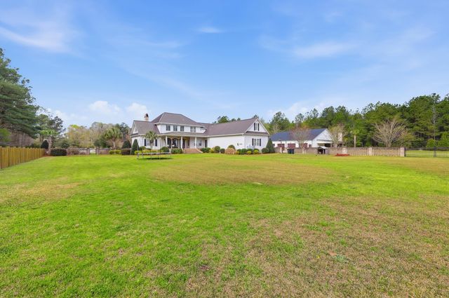 746 Sumter Hwy., Kingstree, SC 29556