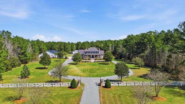 746 Sumter Hwy., Kingstree, SC 29556