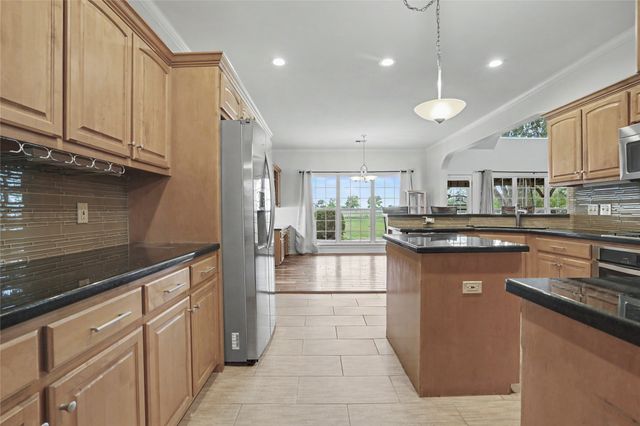 8320 S 257th East Avenue, Broken Arrow, OK 74014