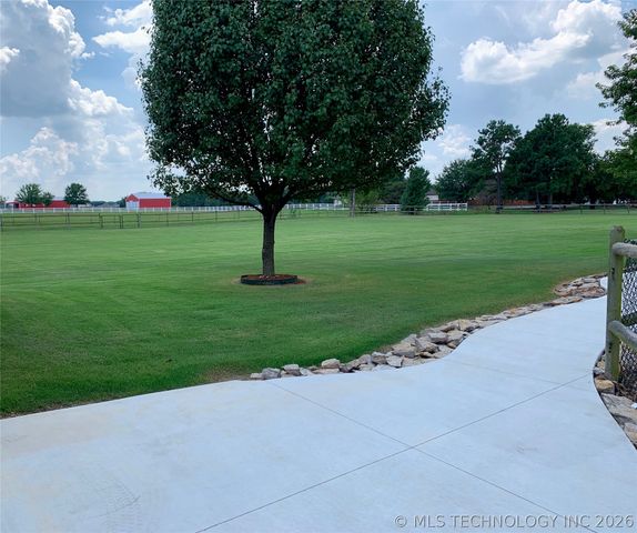 8320 S 257th East Avenue, Broken Arrow, OK 74014