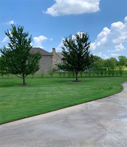 8320 S 257th East Avenue, Broken Arrow, OK 74014