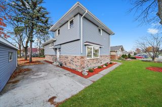 8938 W 85th Place, Justice, IL 60458