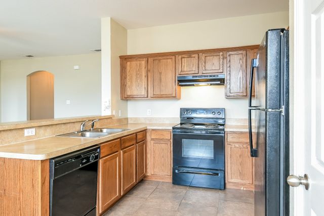 288 Edison Lane, Crowley, TX 76036