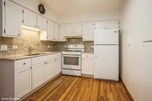 1022 Arnold Court B, Des Plaines, IL 60016