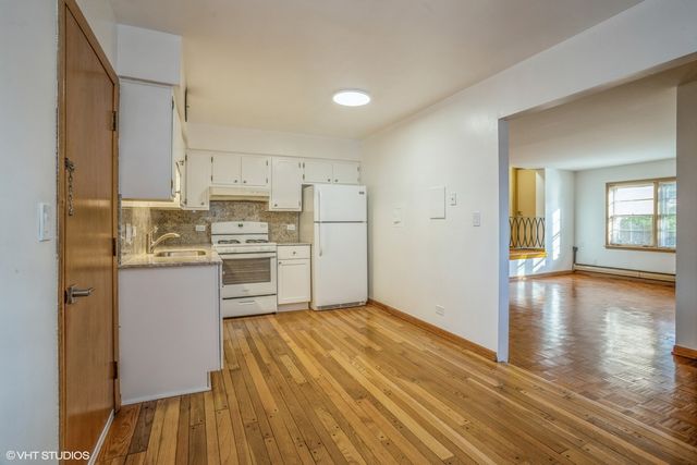 1022 Arnold Court B, Des Plaines, IL 60016