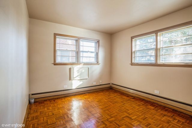 1022 Arnold Court B, Des Plaines, IL 60016