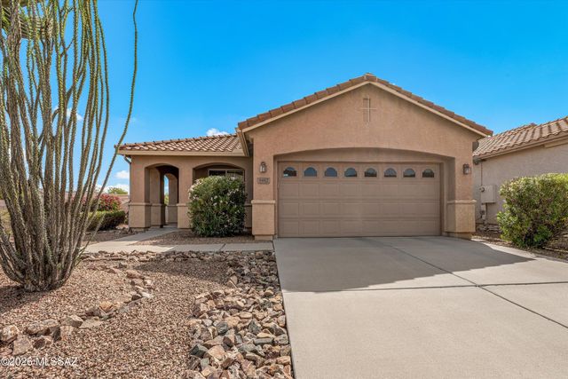 9462 N Whispering Shadows Way, Tucson, AZ 85743