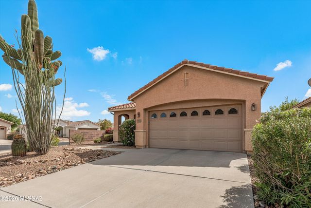 9462 N Whispering Shadows Way, Tucson, AZ 85743