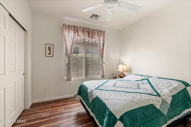 9462 N Whispering Shadows Way, Tucson, AZ 85743