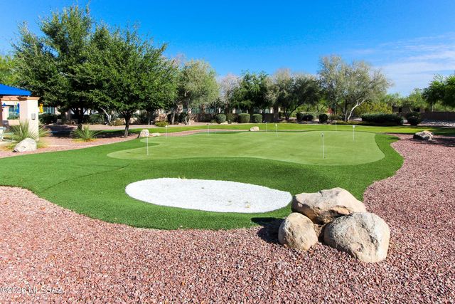 9462 N Whispering Shadows Way, Tucson, AZ 85743