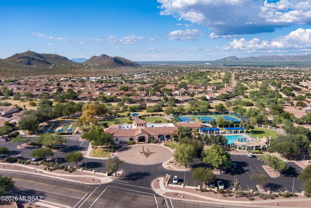 9462 N Whispering Shadows Way, Tucson, AZ 85743