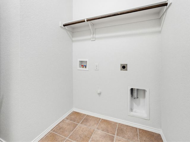 4221 Aldridge Lane, Fort Worth, TX 76036