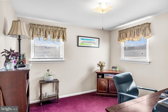 102 RED STONE RDG, Delran, NJ 08075