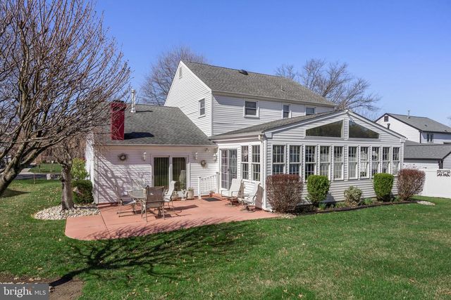 102 RED STONE RDG, Delran, NJ 08075