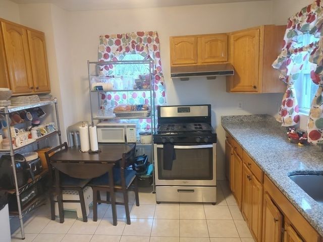 378 Ferry St, Everett, MA 02149