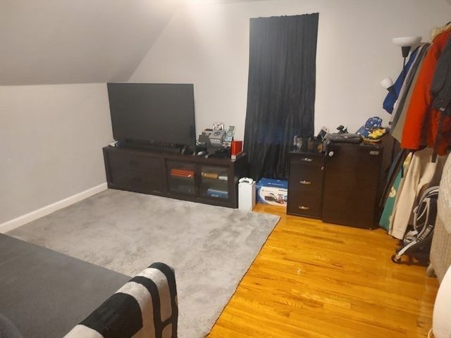 378 Ferry St, Everett, MA 02149