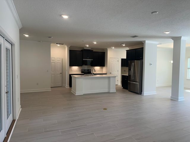 983 Coastal Breeze Drive, Freeport, FL 32439