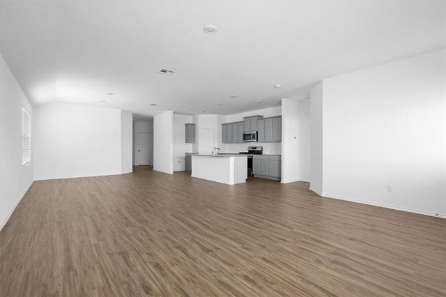 325 ESCONDIDO CIR, San Marcos, TX 78666