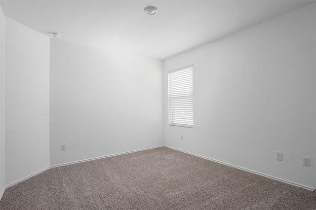 325 ESCONDIDO CIR, San Marcos, TX 78666