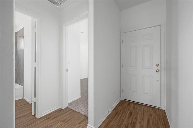 325 ESCONDIDO CIR, San Marcos, TX 78666