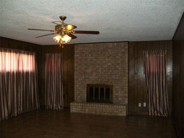 817 Miranda Drive, Mesquite, TX 75149