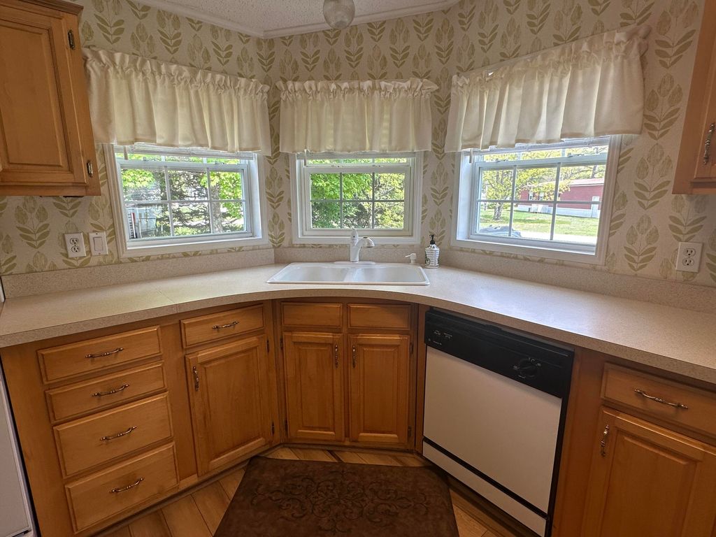 13 Pine Cone Drive, Alfred, ME 04002 — photo 4