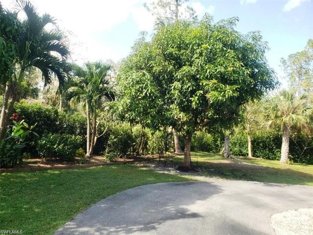 3550 23rd ST SW, Naples, FL 34116