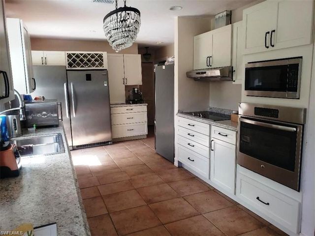 3550 23rd ST SW, Naples, FL 34116