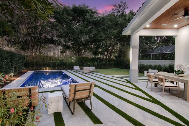 2579 Players Court, Wellington, FL 33414