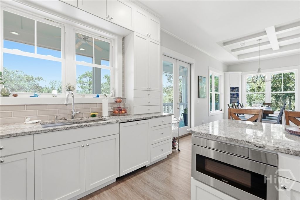 Image 10 of property listing at 13 Solomon Avenue, Tybee Island, GA 31328