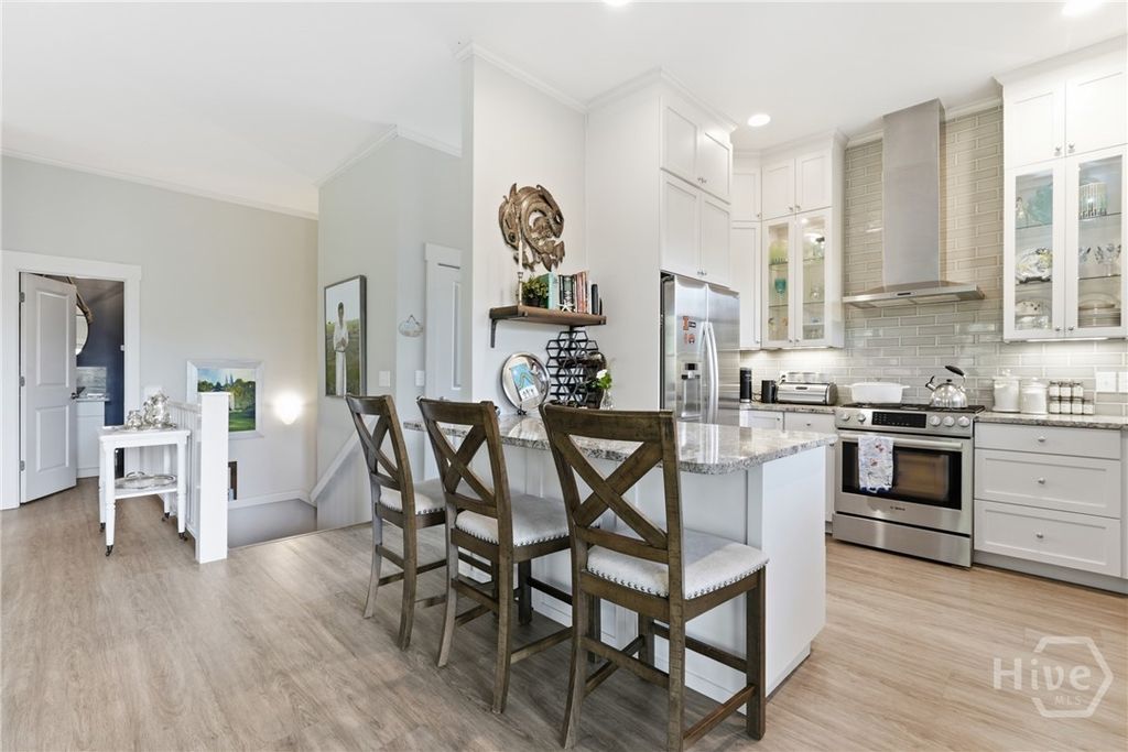 Image 11 of property listing at 13 Solomon Avenue, Tybee Island, GA 31328