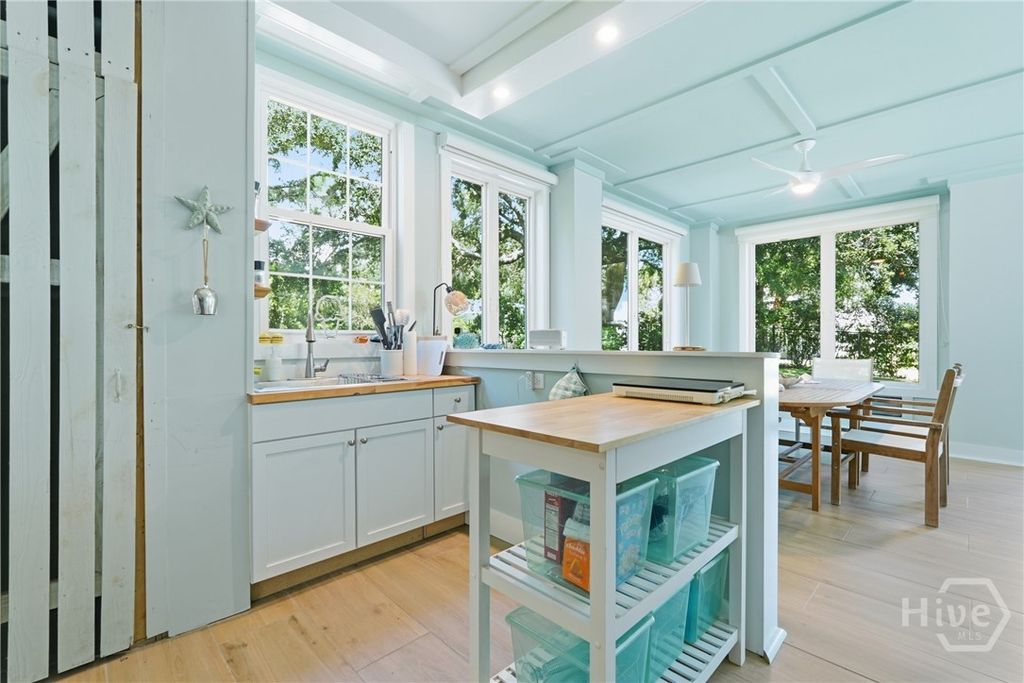 Image 21 of property listing at 13 Solomon Avenue, Tybee Island, GA 31328
