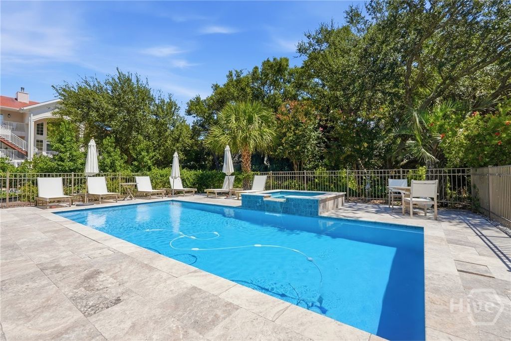 Image 22 of property listing at 13 Solomon Avenue, Tybee Island, GA 31328